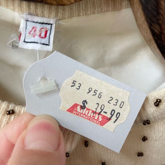 New NOS NWT Vintage 50s Beaded Pearl Button Cardigan Ivory Brown Wool S 40 - Picture 3 of 10